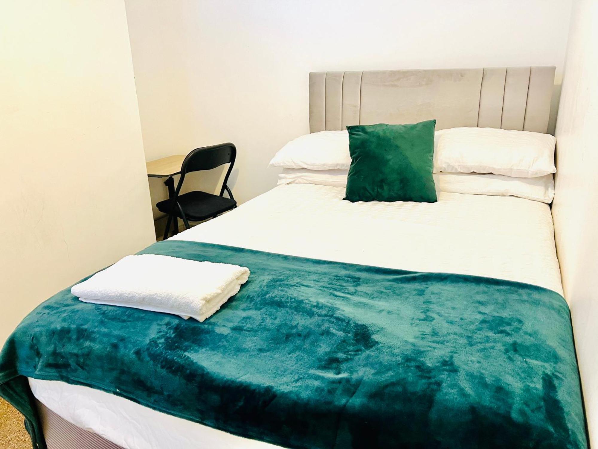 The Coral Guest House 1 Fratton Park Portsmouth Dış mekan fotoğraf