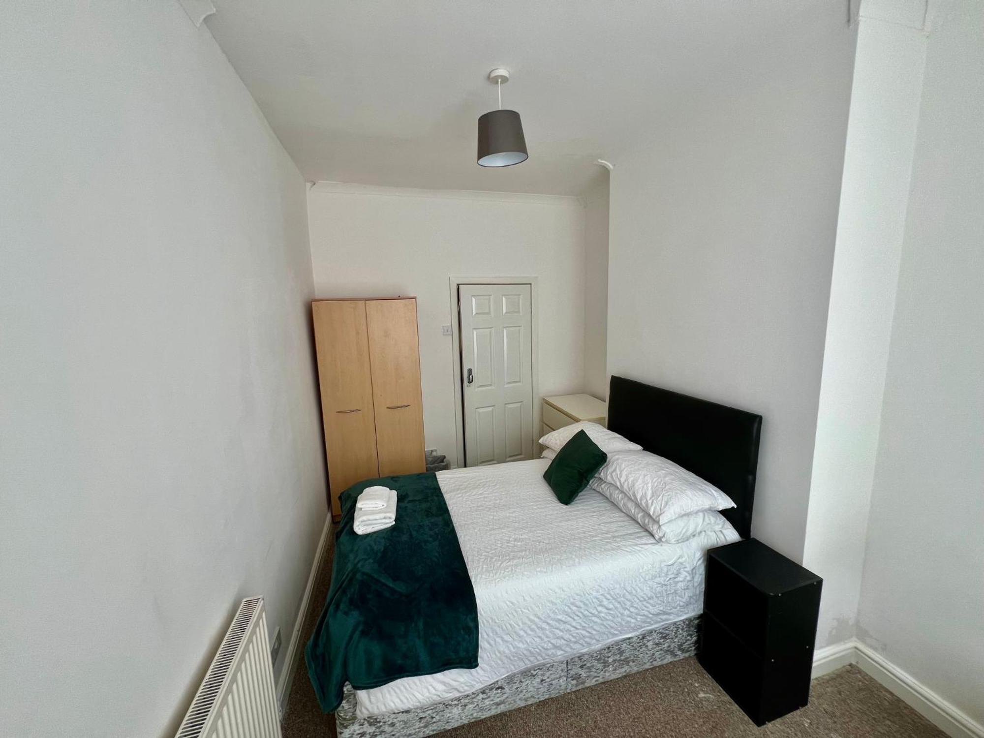 The Coral Guest House 1 Fratton Park Portsmouth Dış mekan fotoğraf