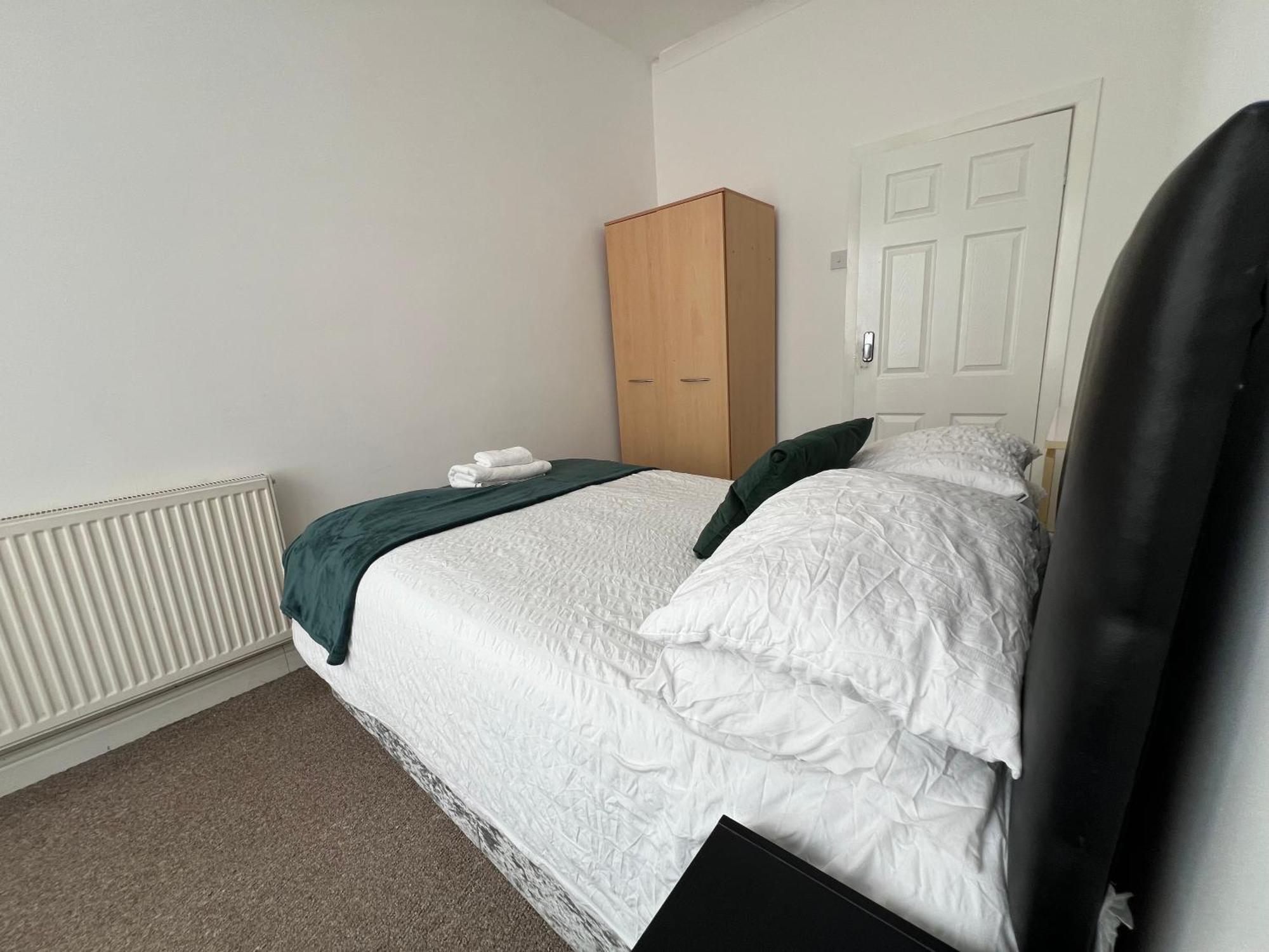 The Coral Guest House 1 Fratton Park Portsmouth Dış mekan fotoğraf
