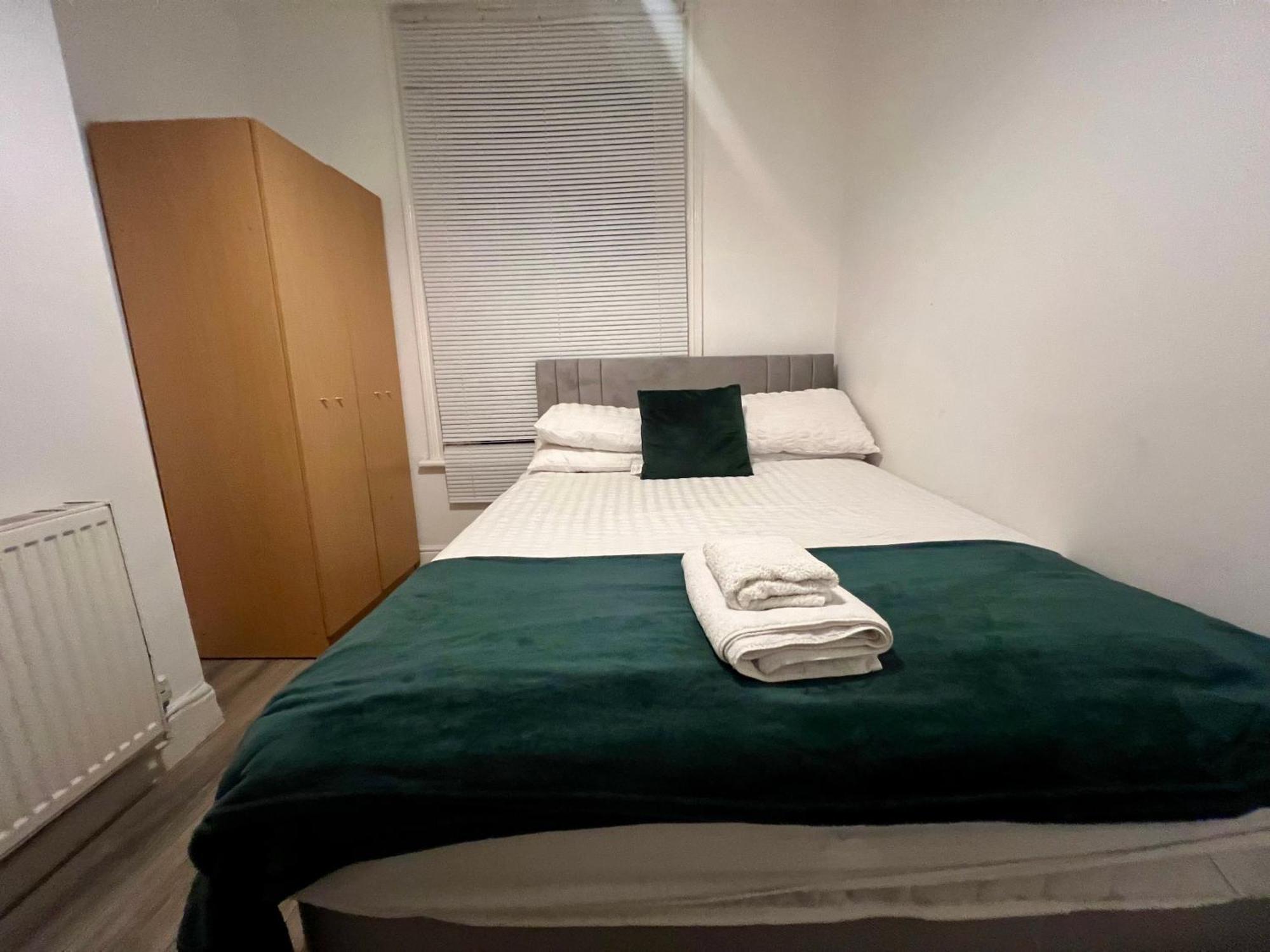 The Coral Guest House 1 Fratton Park Portsmouth Dış mekan fotoğraf